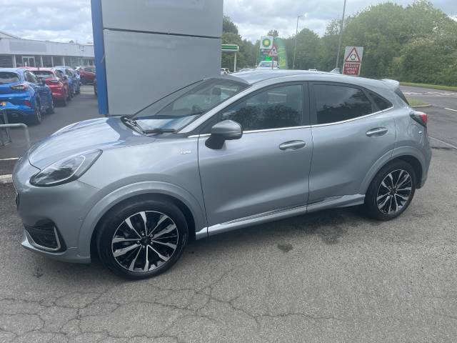 2023 Ford Puma 1.0 EcoBoost Hybrid mHEV ST-Line Vignale 5dr