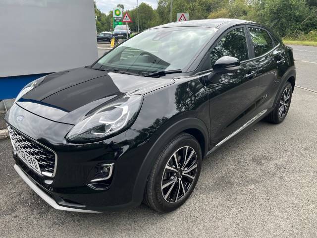 Ford Puma 1.0 EcoBoost Hybrid mHEV Titanium 5dr Hatchback Petrol Agate Black