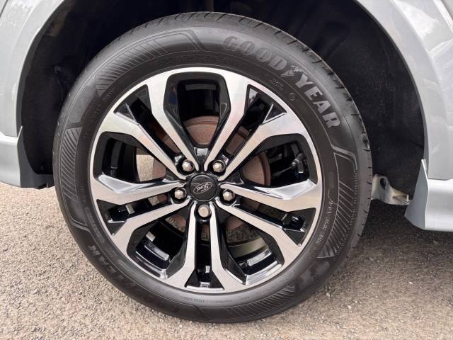 Ford Puma 1.0 EcoBoost Hybrid mHEV Titanium 5dr Hatchback Petrol Fantastic Red