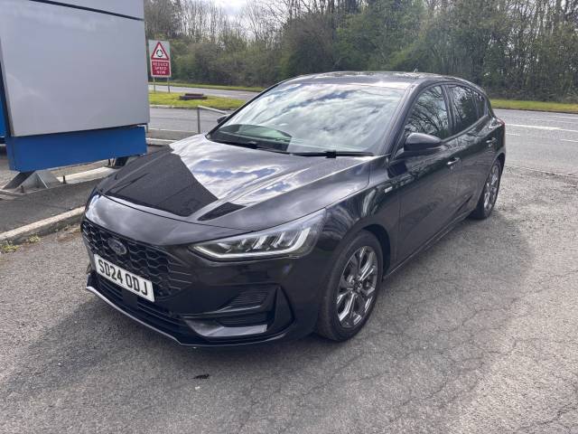 Ford Focus 1.0 EcoBoost Hybrid mHEV ST-Line 5dr Hatchback Petrol Agate Black
